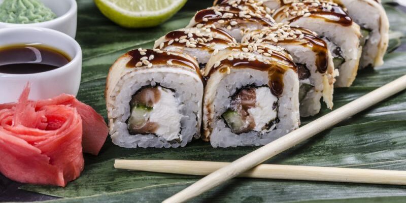 Роллы «Канада» — 2 самых вкусных рецепта в домашних условиях